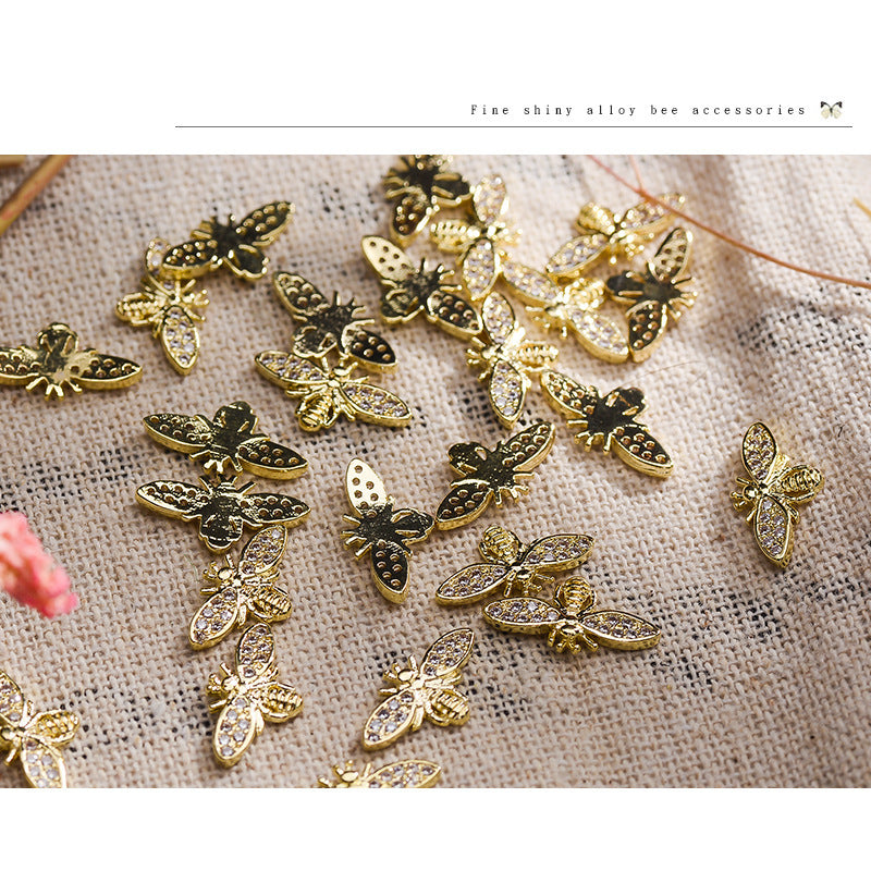 Diamond-studded bee DIY accessories - Image 3