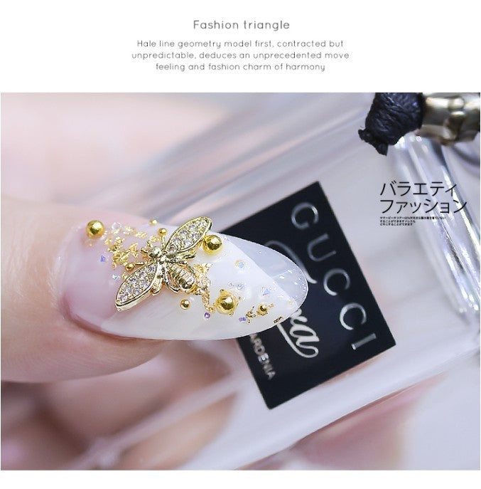 Diamond-studded bee DIY accessories - Image 4